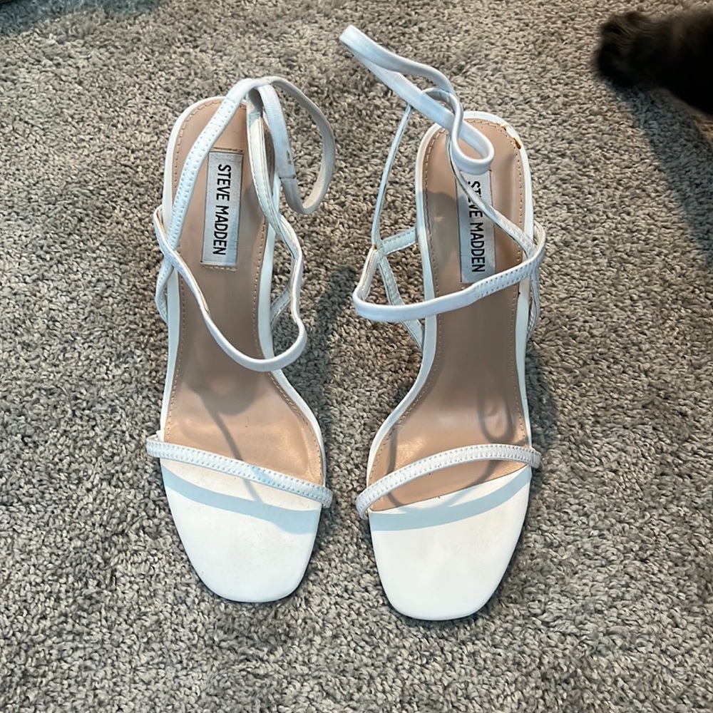 Beautiful strappy Steve Madden heels